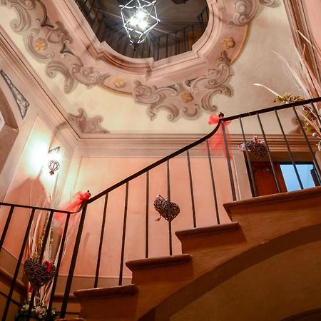 Locanda Al Portone Скандиано Екстериор снимка