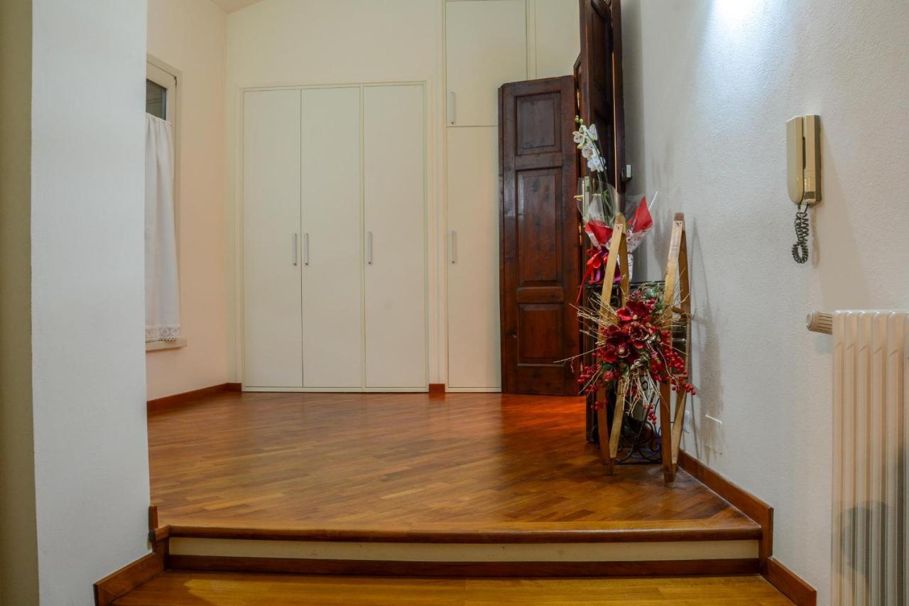 Locanda Al Portone Скандиано Екстериор снимка