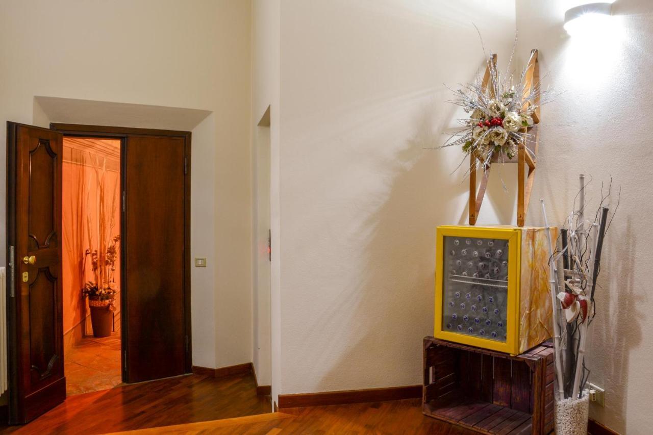 Locanda Al Portone Скандиано Екстериор снимка