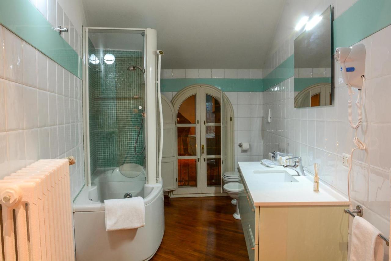 Locanda Al Portone Скандиано Екстериор снимка