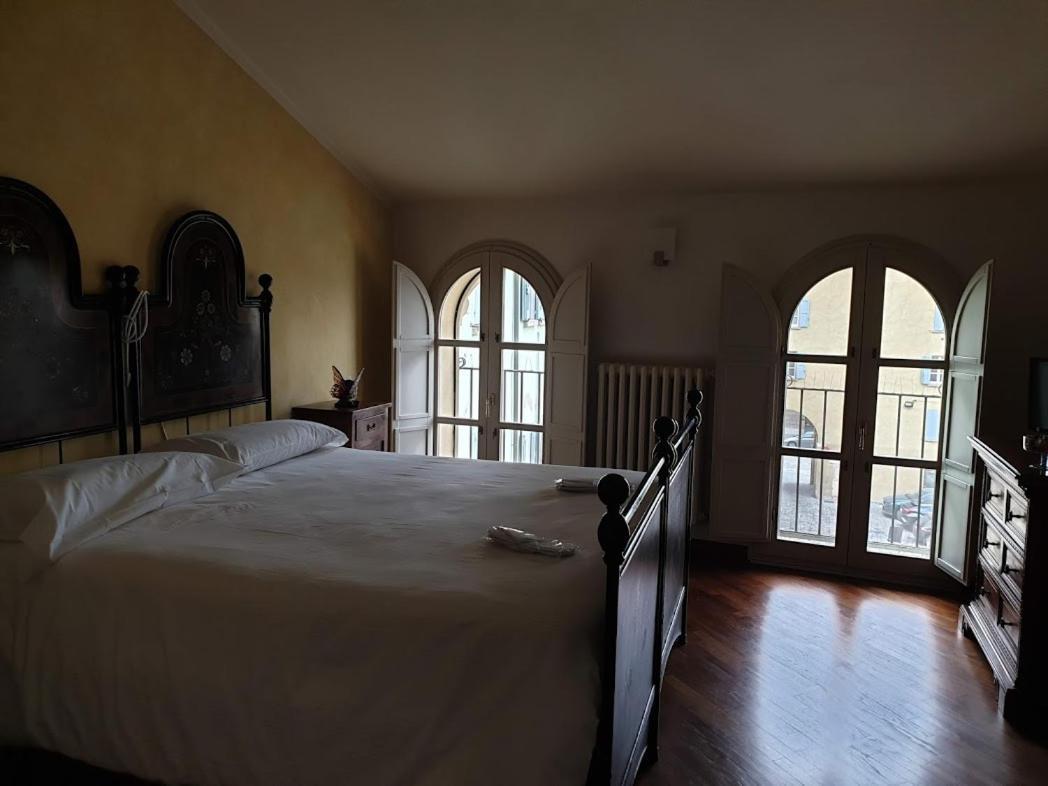 Locanda Al Portone Скандиано Екстериор снимка